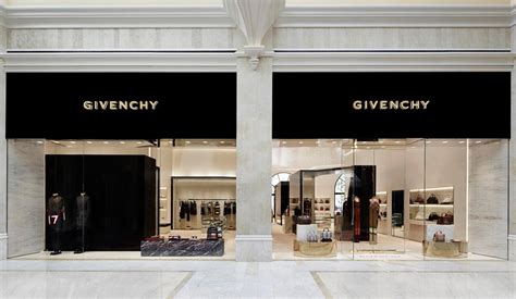 Givenchy outlet online store